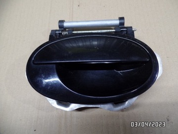KLAMKA DRZWI PRAWA OPEL CORSA C 8048604