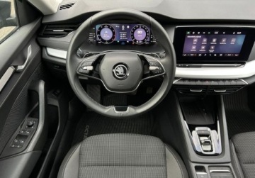 Skoda Octavia IV Liftback 1.5 TSI EVO 150KM 2024 Skoda Octavia Selection komplet opon, Podgrzewane fotele, Kamera cofania,, zdjęcie 5