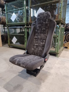 Fotel Pasażera Mercedes Actros MP3 MP2 Prawy 4x4 8x6 8x8 Taboret Welur ISRI