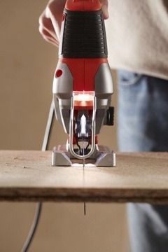Лобзик Black&Decker BES610K 650Вт
