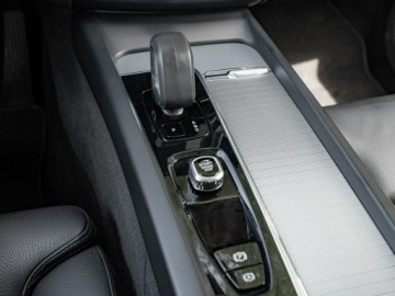 Volvo XC60 II 2023 Volvo XC 60 WD4858R#B4 D AWD Plus Bright Podgrz.f, zdjęcie 17