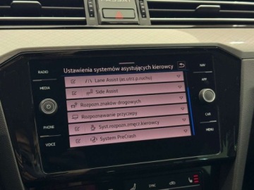 Volkswagen Passat B8 Variant Facelifting 2.0 TDI SCR 150KM 2020 Volkswagen Passat EVO Business Kamera cofania Asystent parkowania ACC, zdjęcie 35