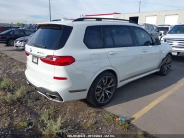 BMW X7 2021 BMW X7 m50i, 2021r., 4x4, 4.4L 4.4 Benzyna 523KM, zdjęcie 2