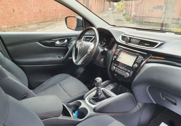 Nissan Qashqai II Crossover 1.5 dCi 110KM 2015 Nissan Qashqai Panorama Kamera 360 Hands Free GetHelp 1.5 Diesel, zdjęcie 8