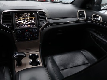 Jeep Grand Cherokee IV Terenowy Facelifting 3.0 V6 CRD 250KM 2014 Jeep Grand Cherokee 3.0 CRD, 246 KM, 4X4, zdjęcie 7