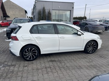 Volkswagen Golf VIII Hatchback 1.5 TSI EVO 130KM 2022 Volkswagen Golf Podgrzewanie Klimatronik Virtual, zdjęcie 3