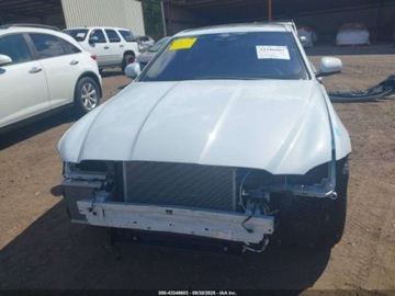 Jaguar XF II 2021 Jaguar XF R-Dynamic Se P300 2021 2.0l 2.0 Benzyna 296KM, zdjęcie 7