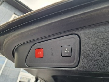 Peugeot 3008 II Crossover Facelifting  1.5 BlueHDi 130KM 2021 Peugeot 3008 Allure, zdjęcie 21