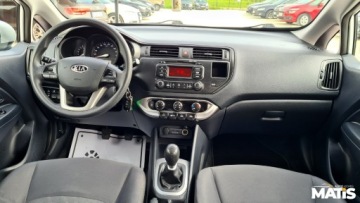 Kia Rio III Hatchback 3d 1.4 DOHC CVVT 109KM 2011 Kia Rio 1.4benz 109KM manual 6 biegow klima el szyby 1.4 Benzyna 109KM, zdjęcie 2