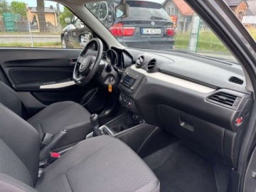 Suzuki Swift VI Hatchback 1.2 DualJet 90KM 2017 Suzuki Swift 1.2 90 KM Bezwypadkowy Salon Polska 1.2 Benzyna 90KM, zdjęcie 23