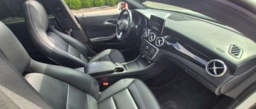 Mercedes CLA C117 Coupe 2.0 250 211KM 2015 Mercedes-Benz CLA dobrze wyposazony , 2.0 Benzyna 211KM, zdjęcie 13
