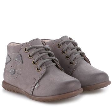 ДЕТСКАЯ ОБУВЬ НА ШНУРОВКЕ EMEL, R20 ЛЕТ