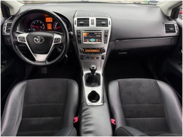 Toyota Avensis III Sedan Facelifting 2.0 D-4D 124KM 2013 Toyota Avensis sedan, zdjęcie 19