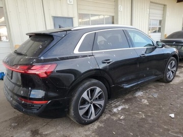 Audi Q8 2024 Audi Q8 E-Tron Premium Plus 2024 Elektryczny 355KM, zdjęcie 3