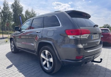 Jeep Grand Cherokee IV 2017 Jeep Grand Cherokee auto jak nowefull wersja summit overland 3.0 Diesel, zdjęcie 33