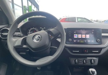 Skoda Fabia IV 1.0 TSI 95KM 2022 Skoda Fabia AMBITION 1.0 TSI 95 KM Klimatyzacja Czujniki LED ASO, zdjęcie 8