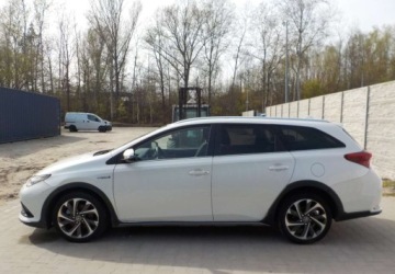 Toyota Auris II 2018 Toyota Auris Okazja 1.8 Hybryda 122KM, zdjęcie 6