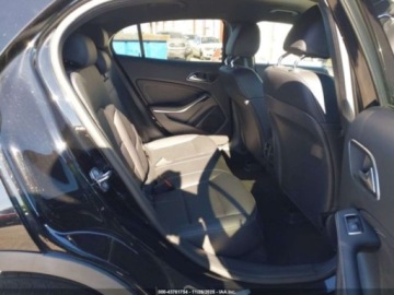 Mercedes GLA I 2018 Mercedes-Benz GLA 2018 MERCEDES-BENZ GLA 250 4MATIC 2.0 Benzyna 308KM, zdjęcie 12