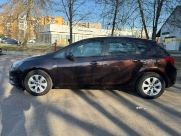 Opel Astra J GTC 1.4 Turbo ECOTEC 140KM 2015 Opel Astra Opel Astra 1,4 Benzyna Automat Klimatyzacja Zamiana 1.4 Benzyna, zdjęcie 14