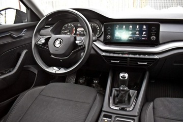 Skoda Octavia IV Liftback 1.5 TSI EVO 150KM 2022 Škoda Octavia Skoda Octavia Bezwypadkowy / Salon, zdjęcie 16