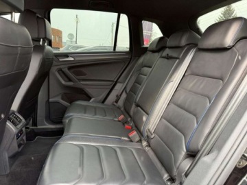 Volkswagen Tiguan II SUV R 2.0 TSI 320KM 2022 Volkswagen Tiguan 2.0 TSI 320KM R4x4DSGIQ.MATRIX360Niski PrzebiegASOSalonP, zdjęcie 13