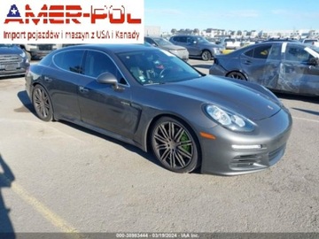 Porsche Panamera II 2016