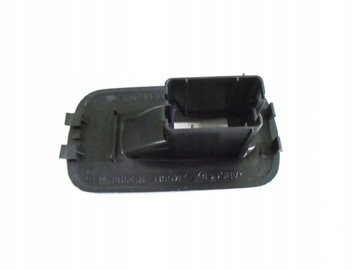 КОРПУС КРЕПЛЕНИЯ ОКОННОГО ВЫКЛЮЧАТЕЛЯ TRAFIC II VIVARO ПРАВЫЙ 8200011870