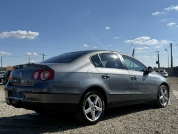 Volkswagen Passat B6 Sedan 1.9 TDI 105KM 2006 Volkswagen Passat *1.9 TDI*navi*alu*z Niemiec*, zdjęcie 13