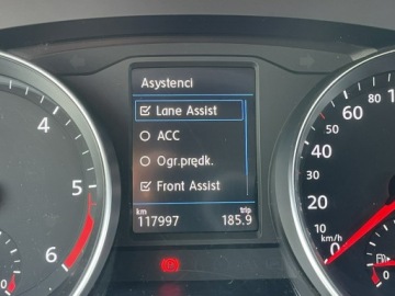 Volkswagen Passat B8 Variant Facelifting 2.0 TDI SCR 150KM 2023 Volkswagen Passat Variant 2.0 TDI 150KM krajowy, zdjęcie 16