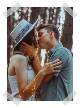 Плакат формата А2 59,4х42 см. Цифровая печать 200г.