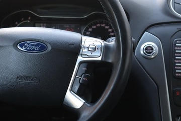 Ford Mondeo IV Hatchback 2.0 Duratec Flexifuel 145KM 2011 Ford Mondeo 2.0 16V, Navi, Klima, Klimatronic, zdjęcie 17