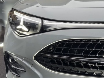 Mercedes CLA C118/X118 2025 MERCEDES-BENZ CLA 200 AMG Line Sedan 1.5 (163KM) 2025, zdjęcie 3