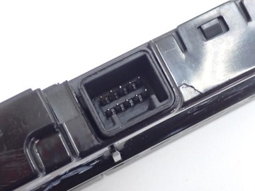 PANEL PŘEPÍNAČ VÝSTRÁŽNÝCH PASAŽÉR J0421-37430 SUZUKI BALENO II 19R