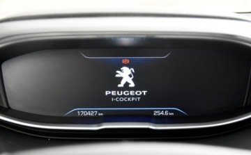 Peugeot 5008 II Crossover 2.0 BlueHDI 150KM 2019 Peugeot 5008 totalny full SKORA Alusy LED Navi. BLIS linne assist Grzane f, zdjęcie 27