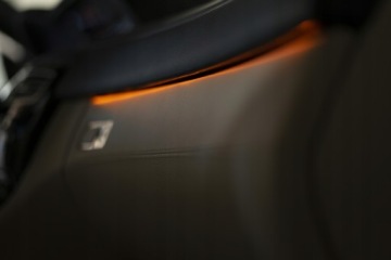 Светодиодный автомобильный фонарь - красный 3 M