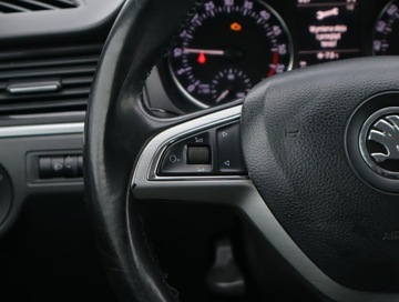 Skoda Rapid II Spaceback 1.6 TDI 115KM 2016 Skoda Rapid Spaceback 1.6 TDI, Salon Polska, zdjęcie 14