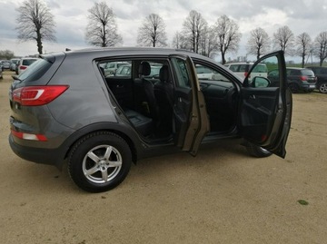 Kia Sportage III SUV 2.0 DOHC 163KM 2011 Kia Sportage 2.0 163 km automat, klima, parktronik, zdjęcie 14