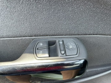 Opel Corsa D Hatchback 1.2 Twinport ECOTEC 80KM 2008 Opel Corsa 1,2-16V 80KM Klima 2010, zdjęcie 7