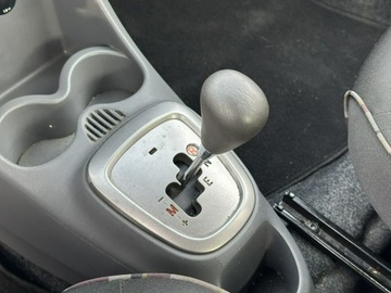 Citroen C1 I Hatchback 3d Facelifting 1.0 i 68KM 2010 Citroen C1 I 2010 1.0 12V 68KM automat, klima, zdjęcie 11