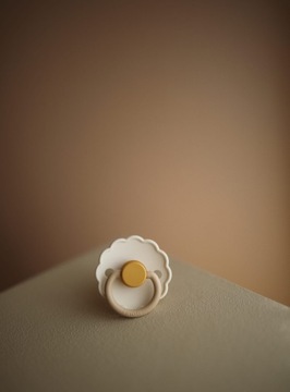 Соска DAISY CHAMOMILE RUBBER SOOTHING 6-18M FRIGG