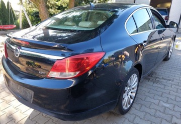задний бампер Opel Insignia A черный Z20R задний