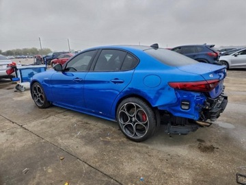 Alfa Romeo Giulia II Sedan Facelifting 2.0 Turbo 280KM 2023 Alfa Romeo Giulia 2023r., TI, 2.0L, od ubezpieczalni 2.0 Benzyna 280KM, zdjęcie 2