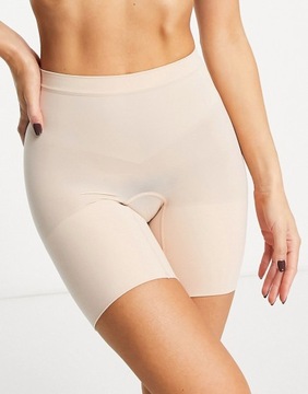 Spanx Beżowe szorty modelujące wyszczuplające M