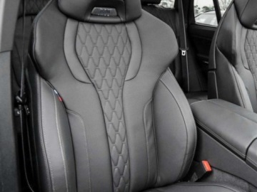 BMW X5 G05 SUV Facelifting 3.0 40d 352KM 2026 BMW X5 xDrive40d Individual Edition Suv 3.0 (352KM) 2026, zdjęcie 4