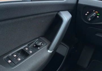 Volkswagen Touran III 1.5 TSI EVO 150KM 2025 Volkswagen Touran Highline 1.5 TSI 150KM DSG 1.5 Benzyna 150KM, zdjęcie 19