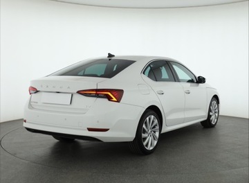 Skoda Octavia IV 2022 Skoda Octavia 1.4 TSI iV, Salon Polska, zdjęcie 4
