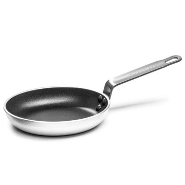 PATELNIA ALUMINIOWA NIEPRZYWIERAJĄCA PLATINUM PLUS 20CM FORGAST FG02321
