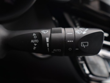 Toyota C-HR I Crossover Facelifting 2.0 Hybrid Dynamic Force 184KM 2021 Toyota C-HR 2.0 Hybrid, Salon Polska, Serwis ASO, zdjęcie 19