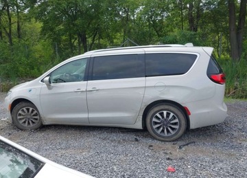 Chrysler Pacifica II 2021 Chrysler Pacifica Touring L, Hybrid V6, od ubezpieczalni 3.6 Hybryda 260KM, zdjęcie 3