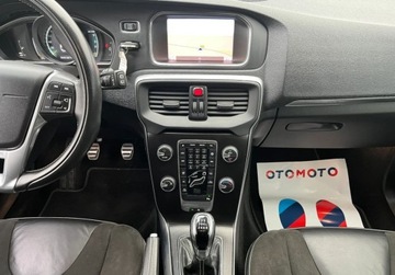 Volvo V40 II Hatchback Facelifting 2.0 D2 120KM 2018 Volvo V40 , R- Design , nawigacja , skorzane fotele 2.0 Diesel 120KM, zdjęcie 23